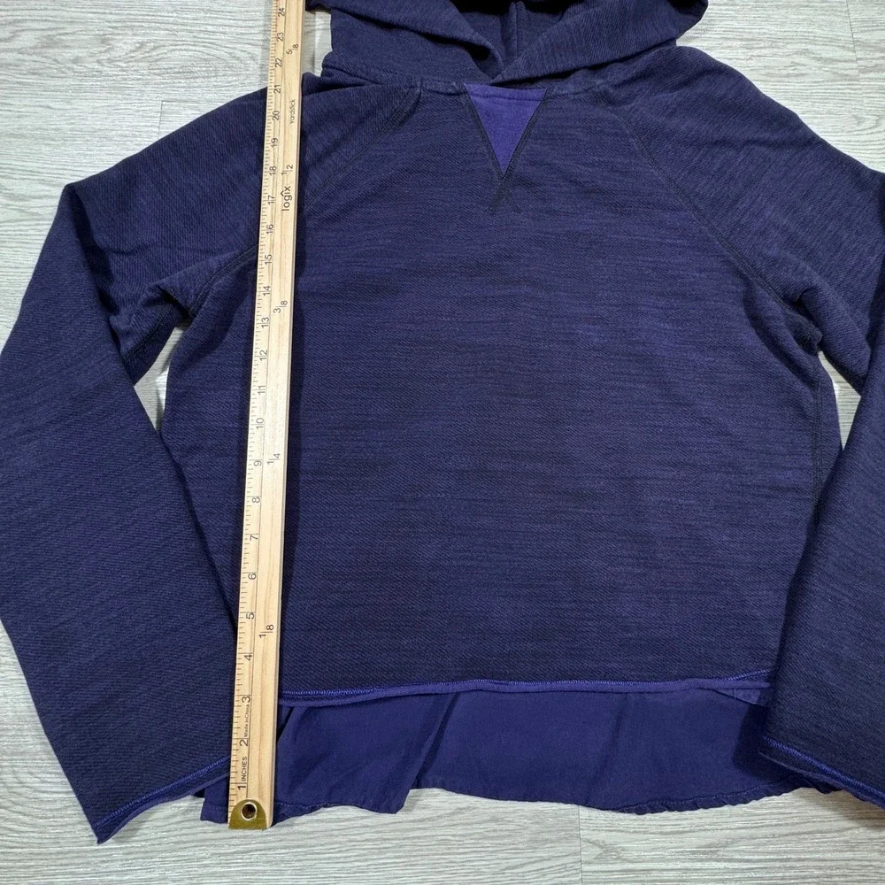 Lululemon Women's Hoodie Split Back Ruffle Hem Space Dye Purple Size 8‎
